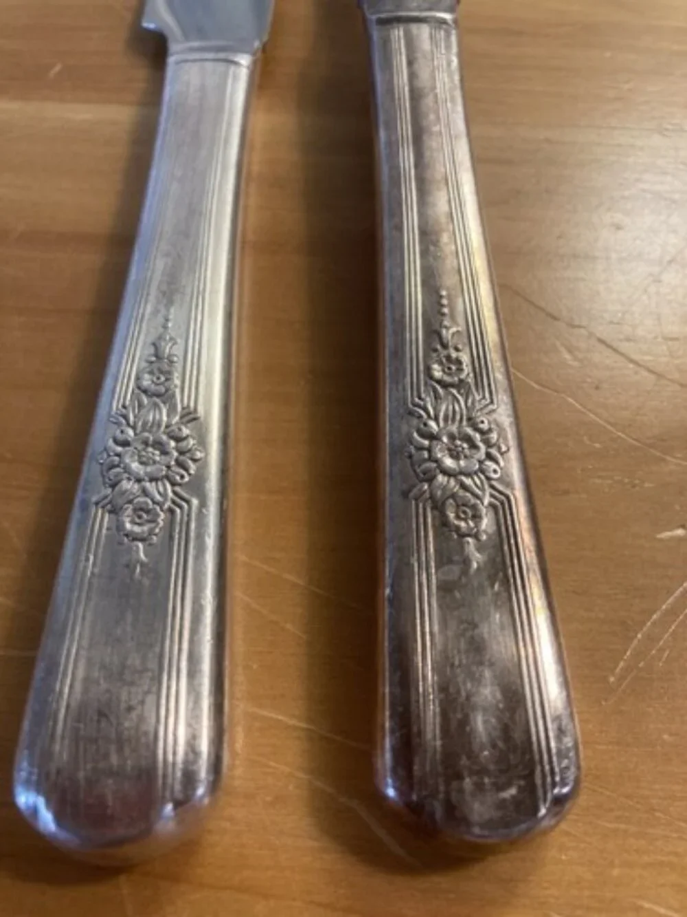 VTG‎ Carver Set Stainless Utensils Cutlery 2 Piece Meat Fork Knife Floral